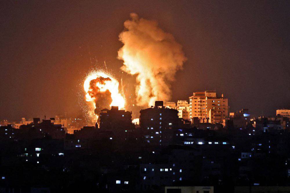 إسرائيل تستهدف غزة بقصف وحشي